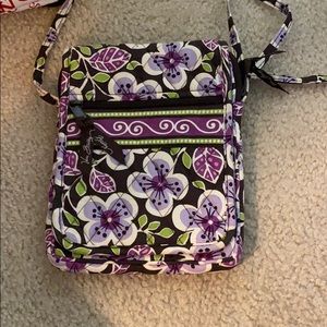 Vera Bradley crossover bag